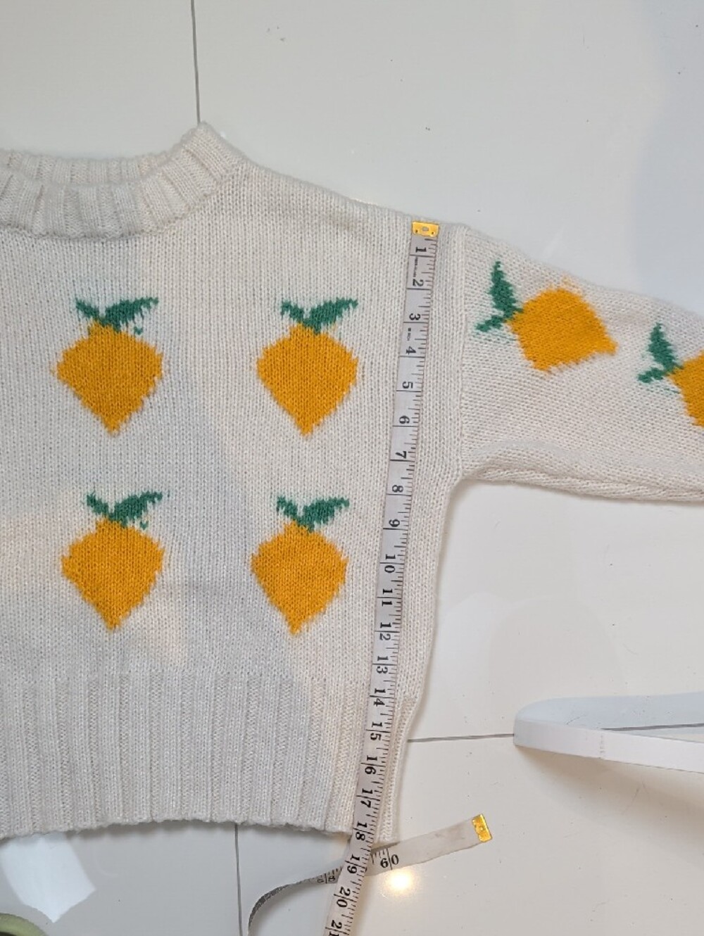 EUC Daisy Street White Lemon Knit Crop Sweater M - Picture 10 of 13